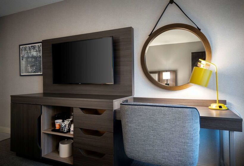 בית מלון כפרי Hampton Inn By Hilton Boston/cambridge