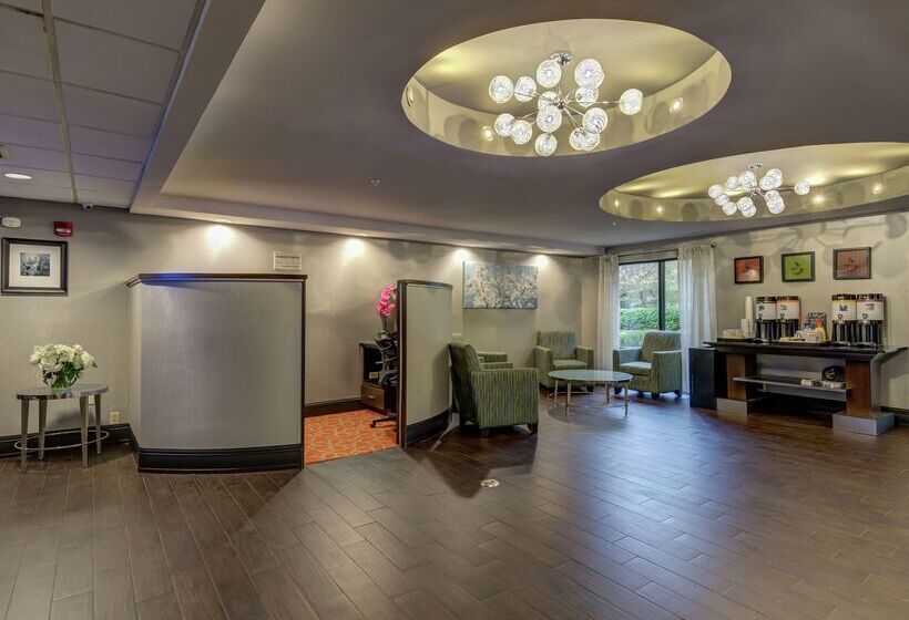 Отель Hampton Inn Bowie