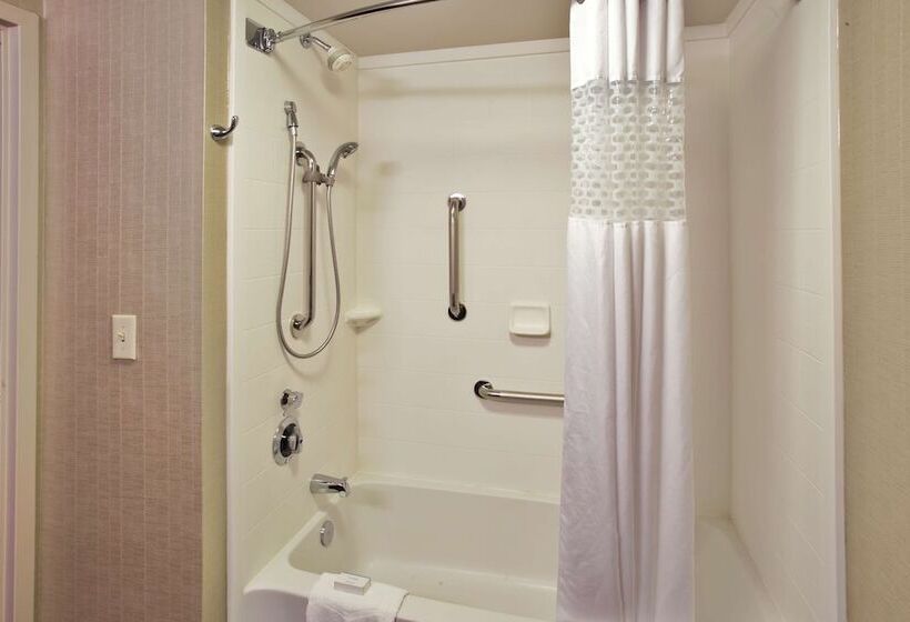 Отель Hampton Inn Bowie