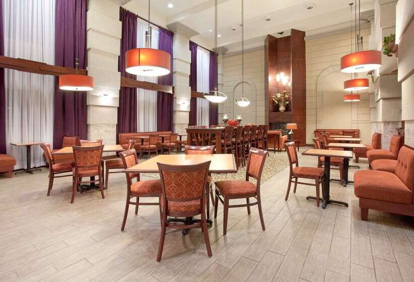 فندق Hampton Inn Bowling Green