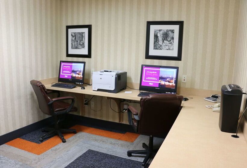 فندق Hampton Inn Bowling Green