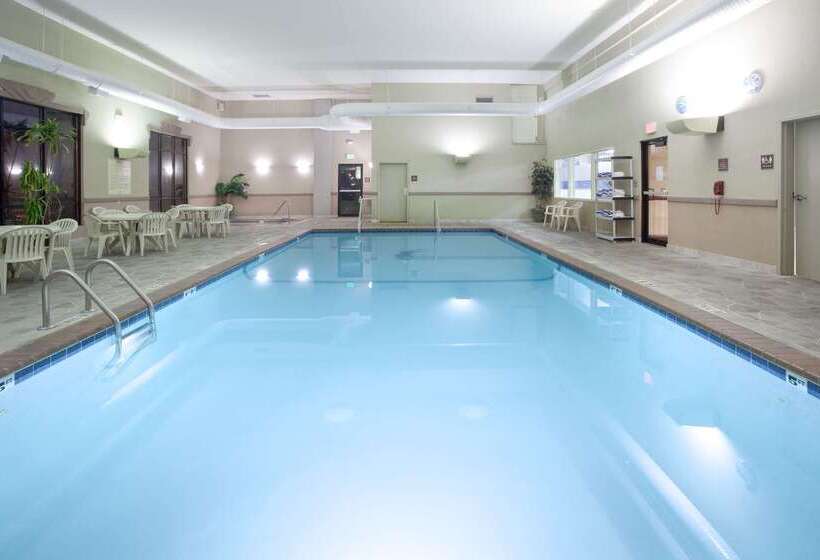 فندق Hampton Inn Bowling Green
