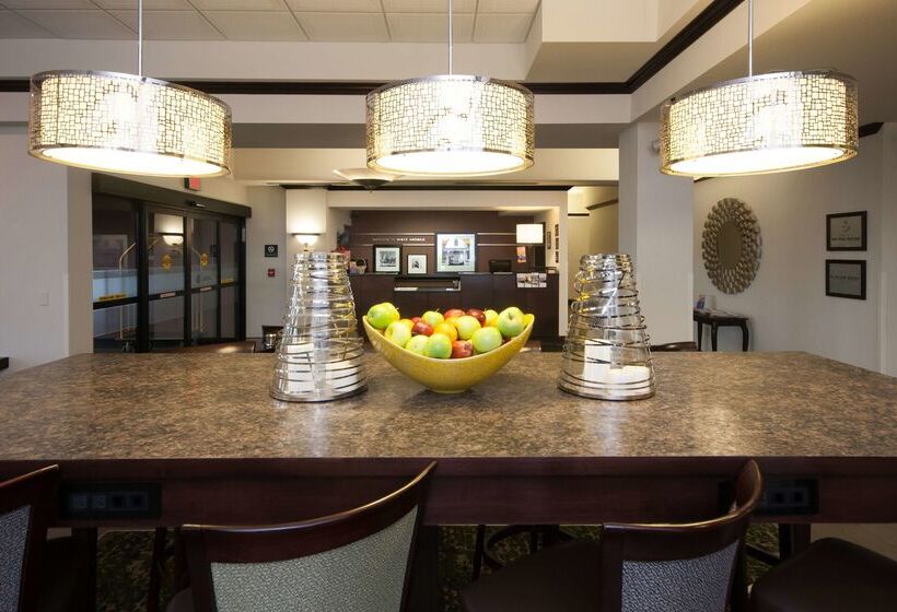 فندق Hampton Inn Buffalo South/i90