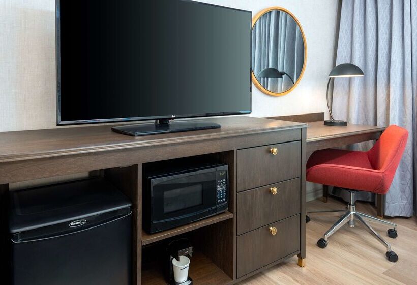 فندق Hampton Inn Buffalowilliamsville
