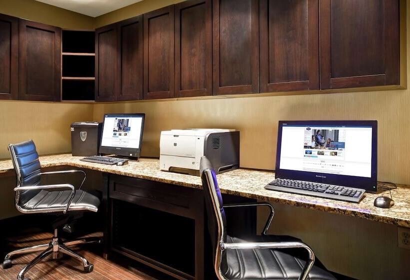 فندق Comfort Inn & Suites Mt. Holly   Westampton