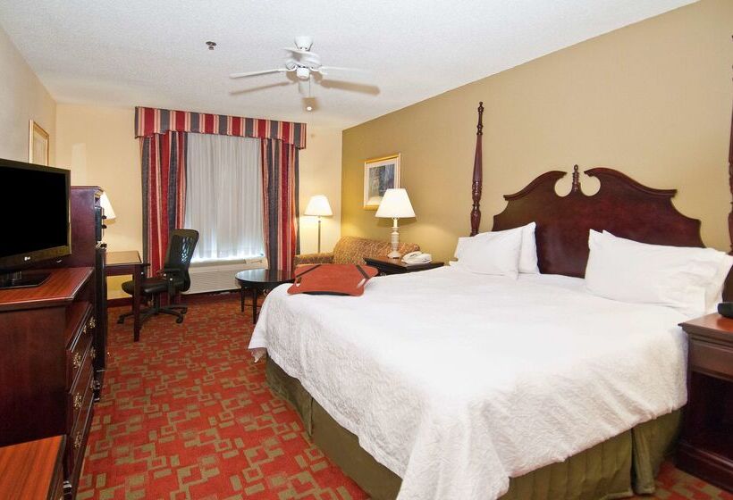 فندق Hampton Inn Canton