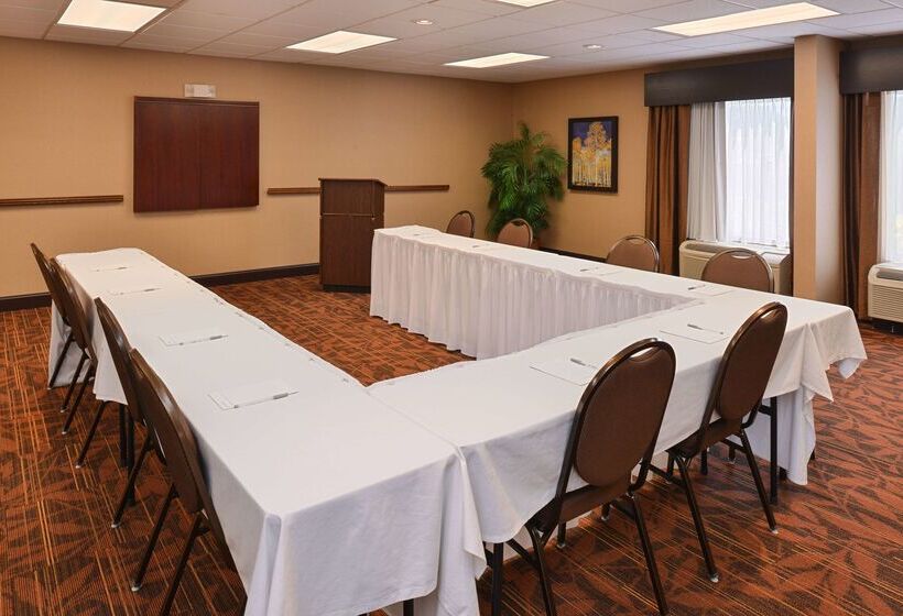 בית מלון כפרי Hampton Inn Carbondale