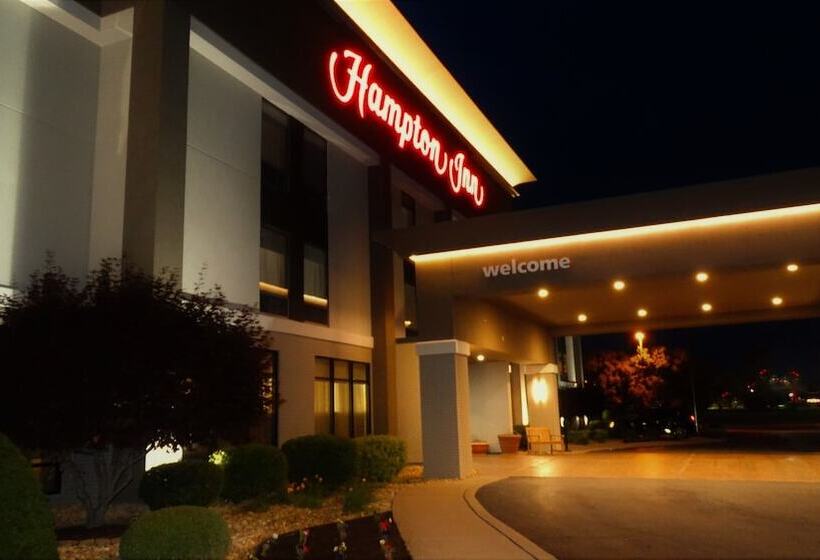 בית מלון כפרי Hampton Inn Carbondale