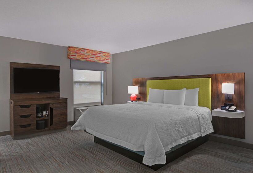 Отель Hampton Inn Charlotte/monroe
