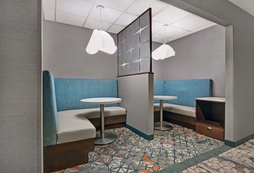 هتل Hampton Inn Charlotte/monroe