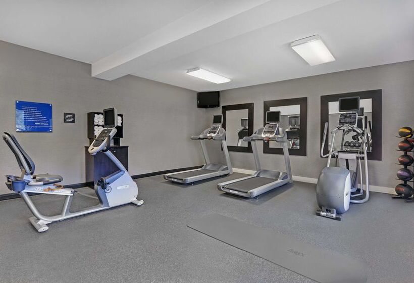 Отель Hampton Inn Charlotte/monroe