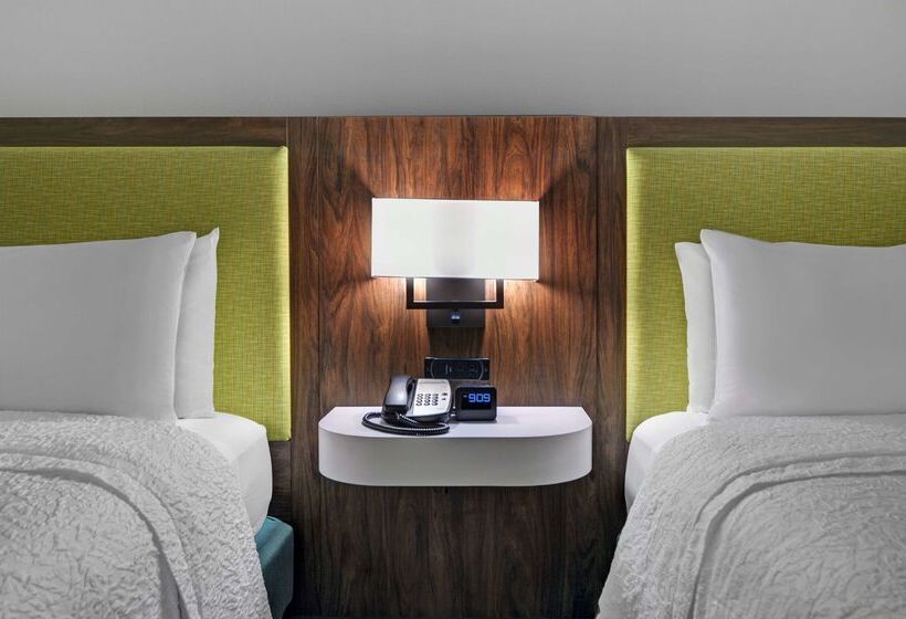 هتل Hampton Inn Charlotte/monroe
