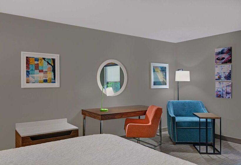 هتل Hampton Inn Charlotte/monroe