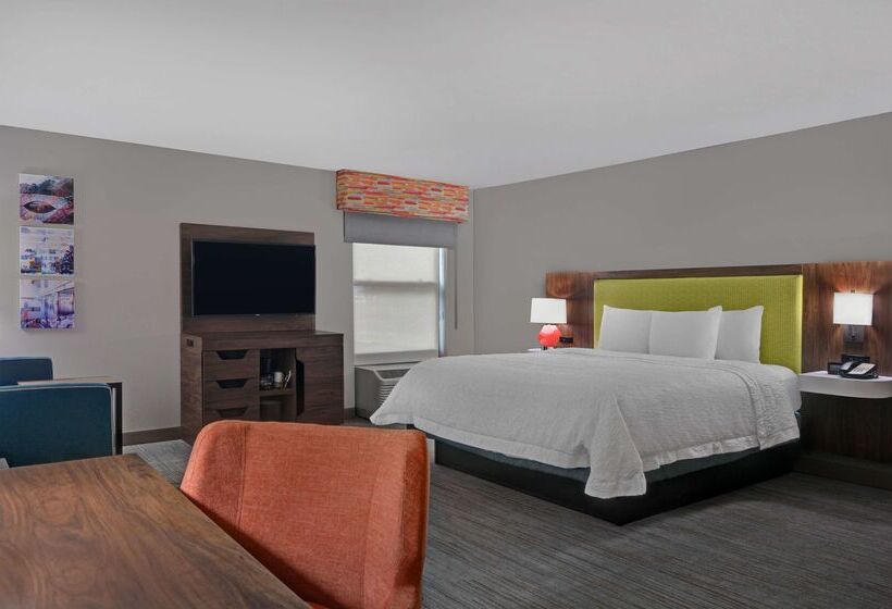 Отель Hampton Inn Charlotte/monroe