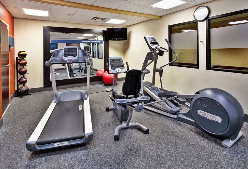 هتل Hampton Inn Cincinnati Airportnorth