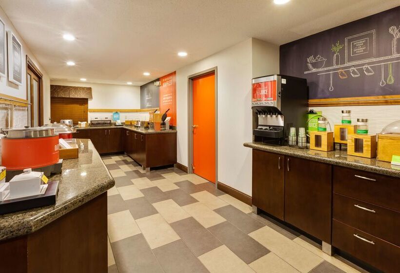 هتل Hampton Inn Cincinnati Airportnorth