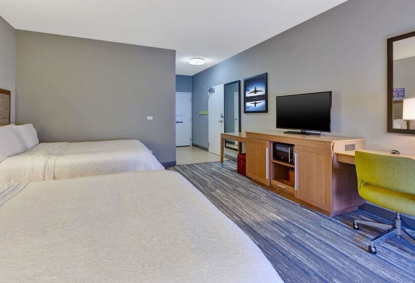 בית מלון כפרי Hampton Inn Cincinnati Airportnorth