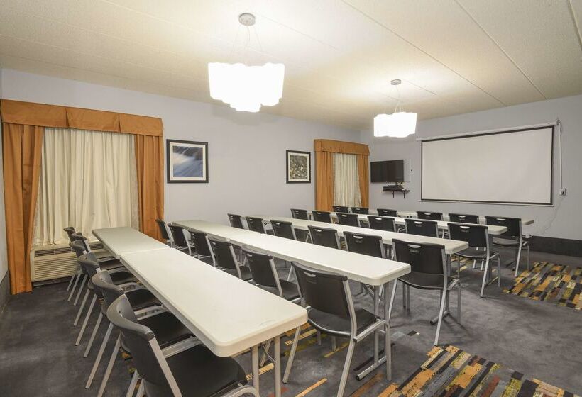 호텔 Hampton Inn Cincinnatieastgate