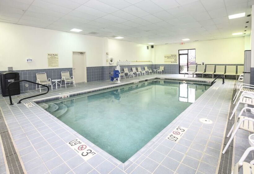 호텔 Hampton Inn Cincinnatieastgate