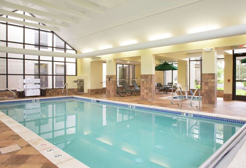 هتل Hampton Inn Clarks Summit