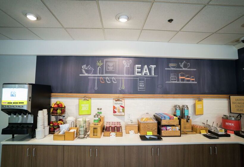 هتل Hampton Inn Clarks Summit