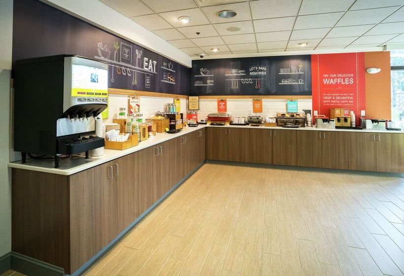 ホテル Hampton Inn Clarks Summit