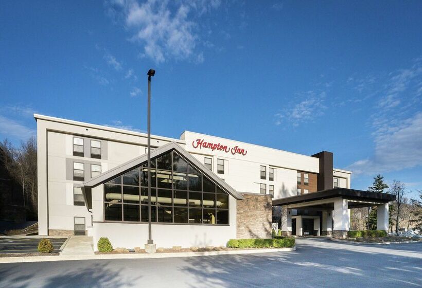 هتل Hampton Inn Clarks Summit