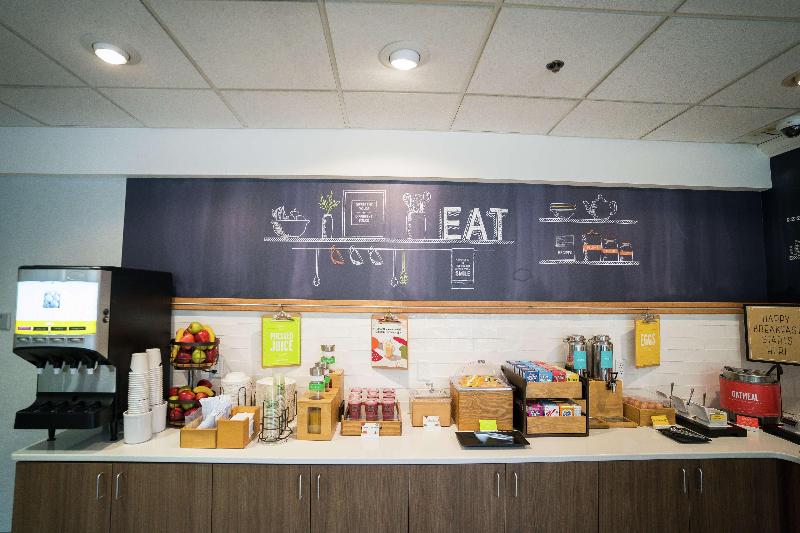 هتل Hampton Inn Clarks Summit