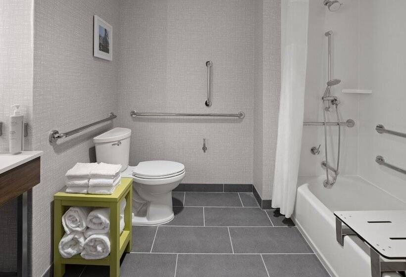 فندق Hampton Inn Cleveland Airport   Tiedeman Road