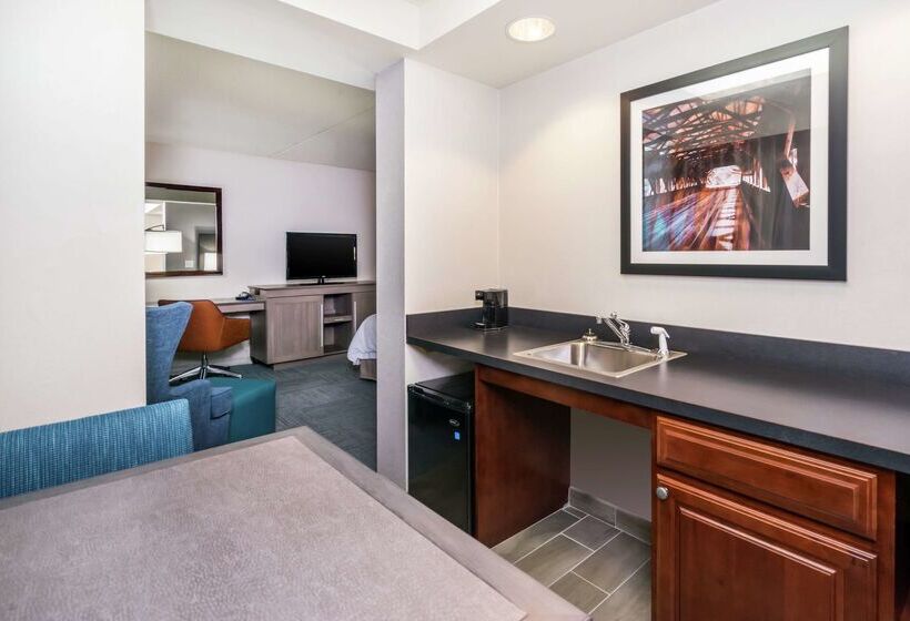 Отель Hampton Inn Clifton Park