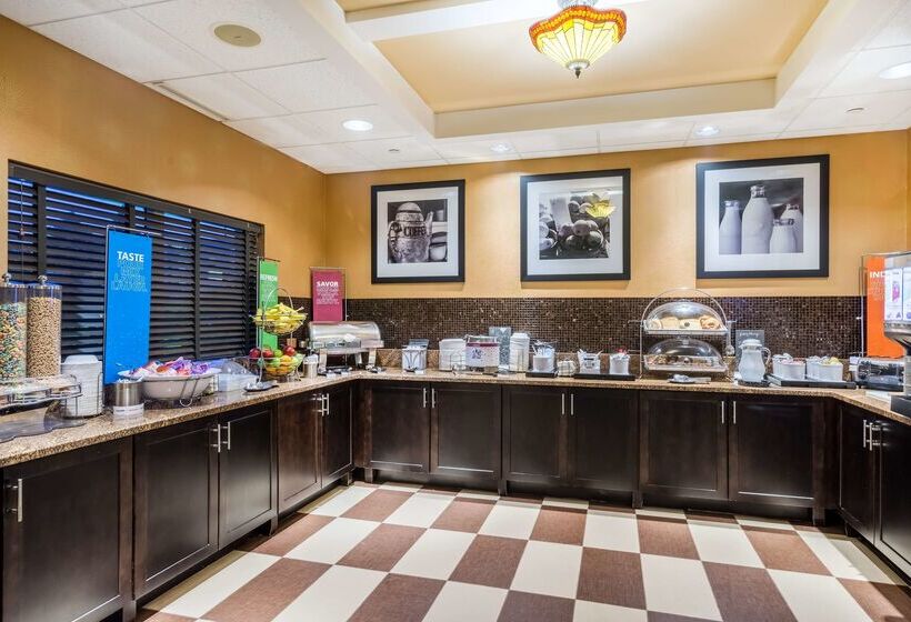 בית מלון כפרי Hampton Inn Clifton Park