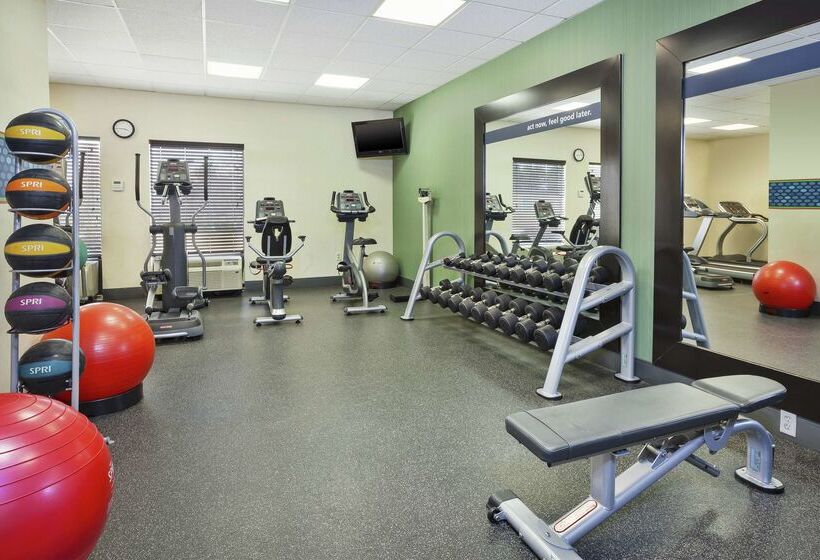 فندق Hampton Inn Clinton