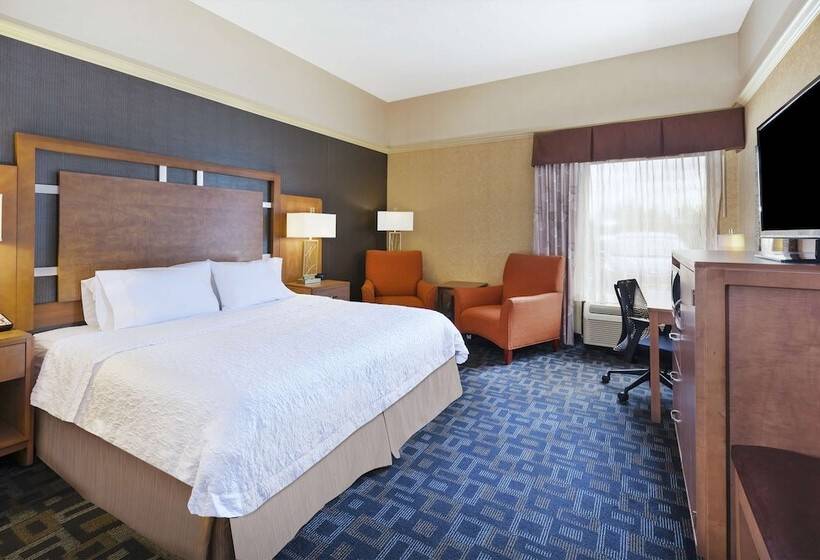 فندق Hampton Inn Clinton