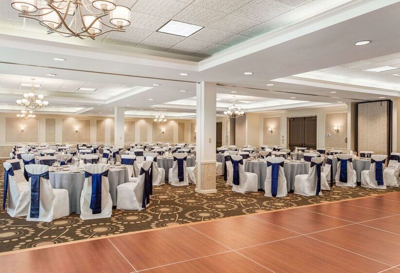 ホテル Hampton Inn Colchester