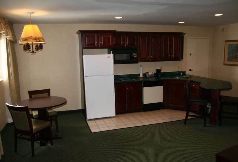 هتل Hampton Inn Colchester