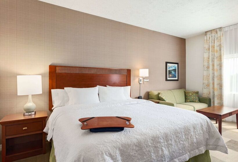 هتل Hampton Inn Colchester