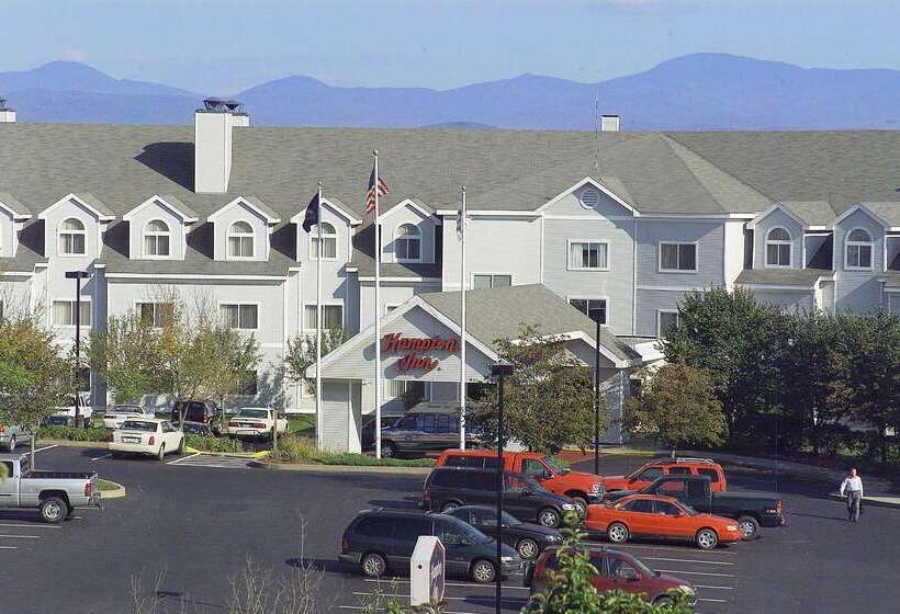 هتل Hampton Inn Colchester