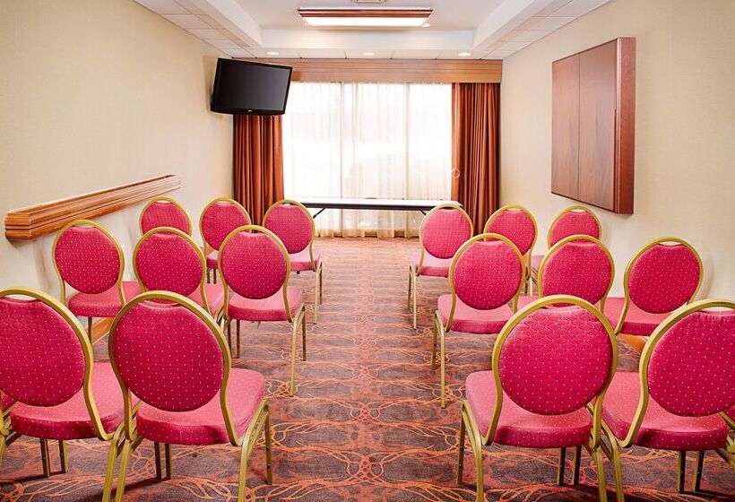 فندق Hampton Inn Columbia