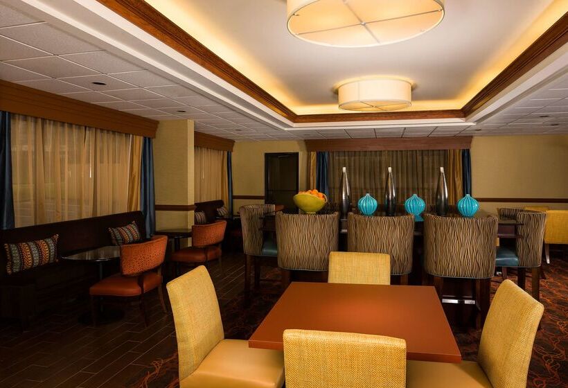 فندق Hampton Inn Columbia