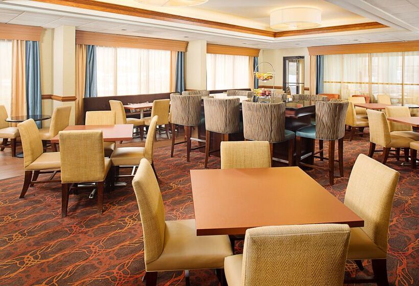 فندق Hampton Inn Columbia