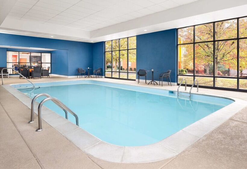 فندق Hampton Inn Columbia