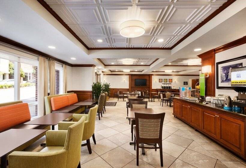 בית מלון כפרי Hampton Inn Columbiadowntown Historic District