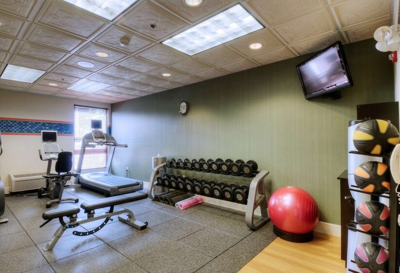 בית מלון כפרי Hampton Inn Columbiadowntown Historic District