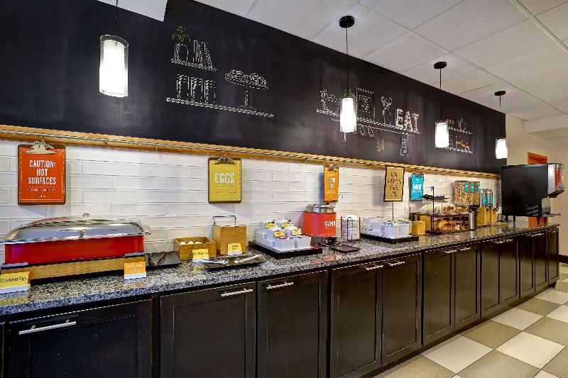 ホテル Hampton Inn Cortland