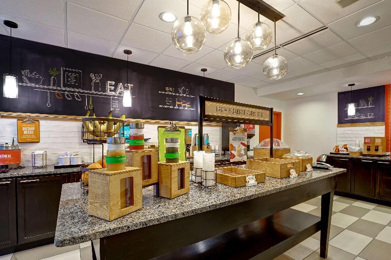 ホテル Hampton Inn Cortland