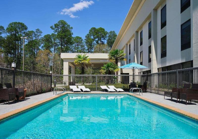 בית מלון כפרי Hampton Inn Covington