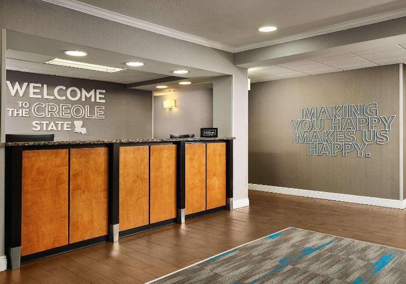 בית מלון כפרי Hampton Inn Covington