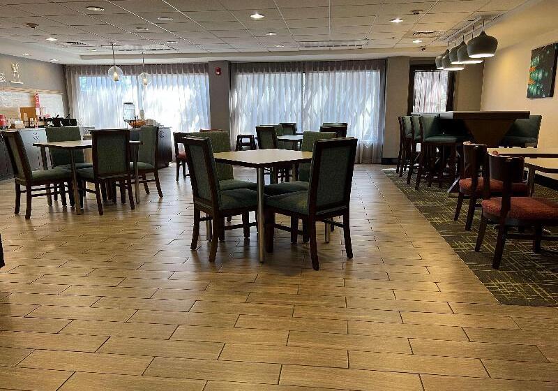 فندق Hampton Inn Cumming