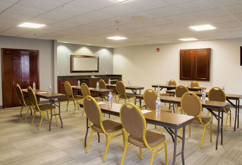 فندق Hampton Inn Danville