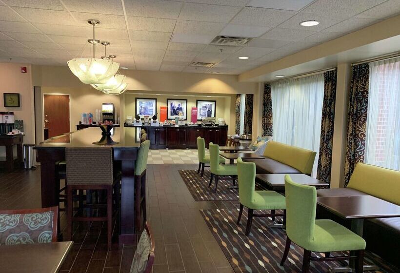 فندق Hampton Inn Danville